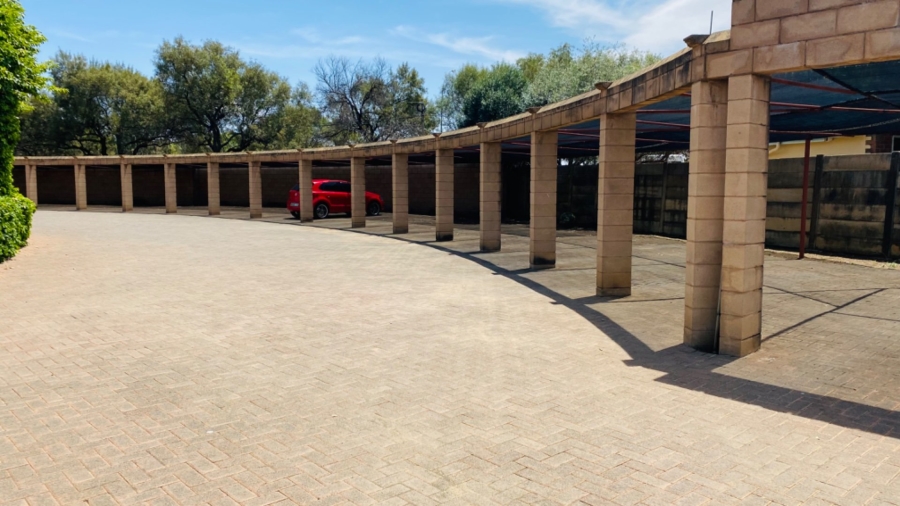 1 Bedroom Property for Sale in Brandwag Free State